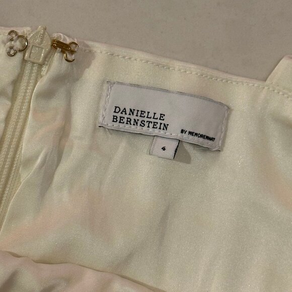 NWOT WeWoreWhat White Ruched Satin Bodysuit Size 4 - Picture 8 of 8